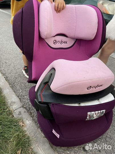 Автокресло со столиком