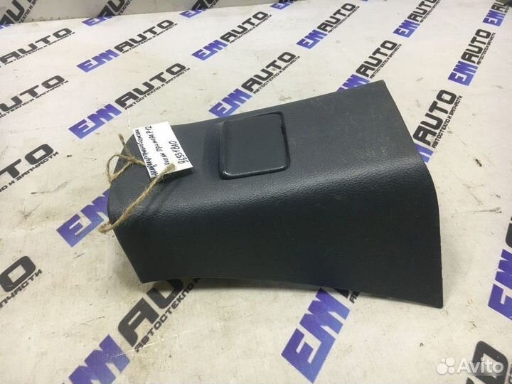 Накладка центральной колонки Ниссан Примера Р12