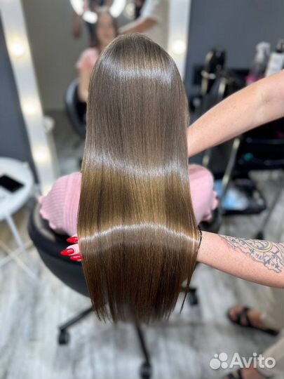 Кератиновое выпрямление волос