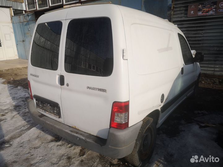 В разборе Peugeot Partner M59 1.4 75 KFW