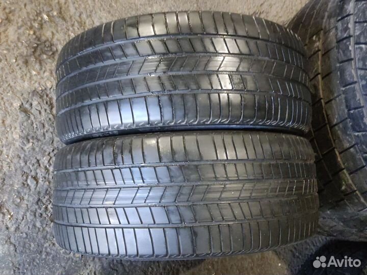 Kumho Ecsta HS51 235/45 R18 94V