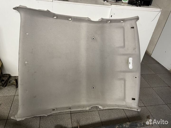 Обшивка потолка (потолок) Renault Sandero 2009-201