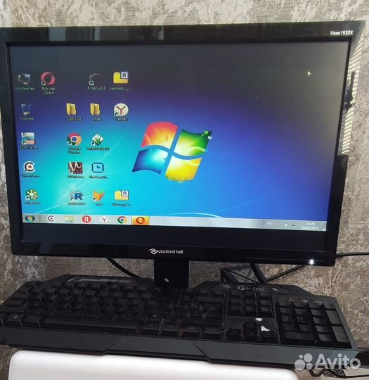 Монитор+клавиатура