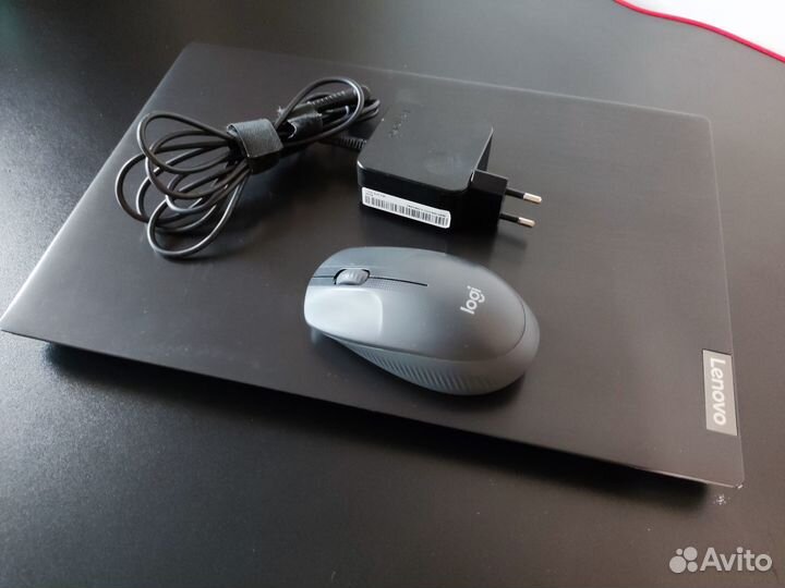 Ноутбук Lenovo