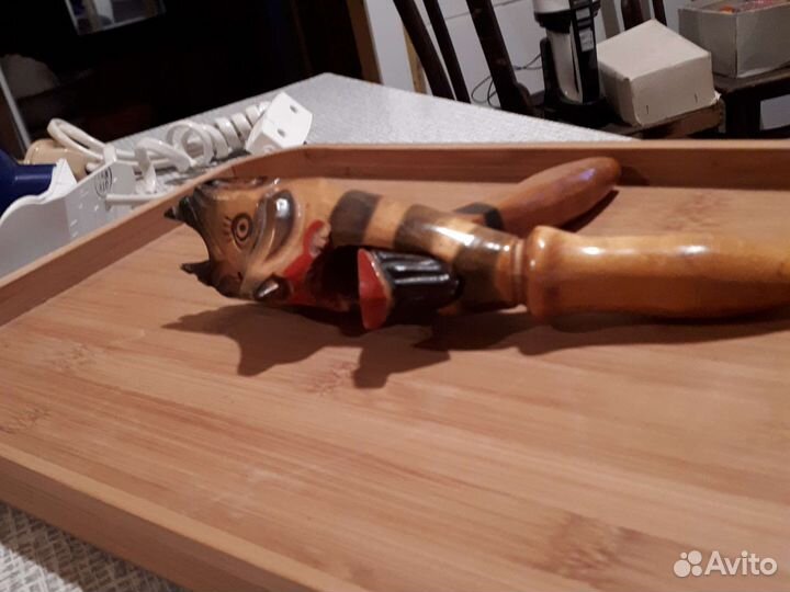 Орехокол деревянный сувинир