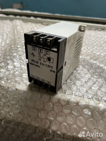 Реле контроля трехфазного напряжения ел-13