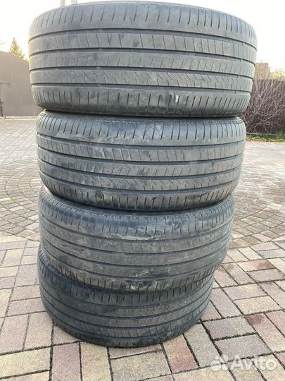 Bridgestone Alenza 001 285/45 R22