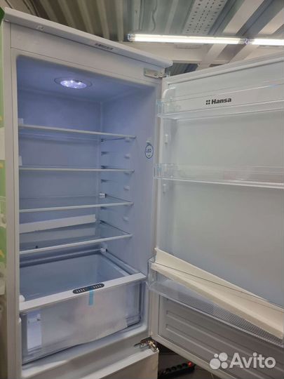 Встраиваемый холодильник Hansa