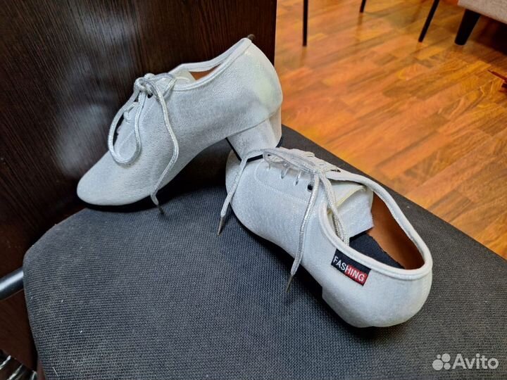 Туфли для танцев