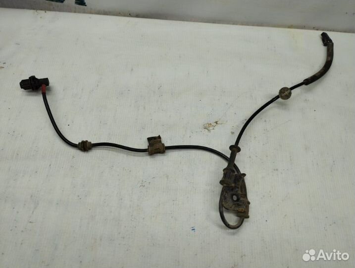 Датчик abs передний правый Hyundai Solaris седан