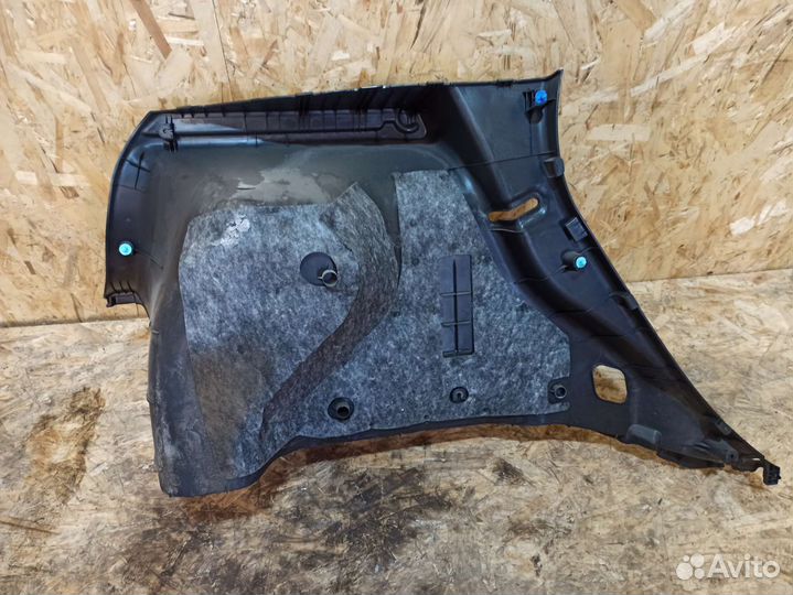 Обшивка багажника правая Hyundai Solaris хэтчбек