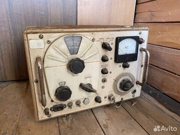 Генератор частот Г4-18