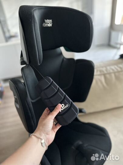 Автокресло britax romer kidfix i size