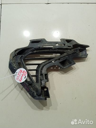 Решетка бампера передняя левая (Hyundai Sonata)