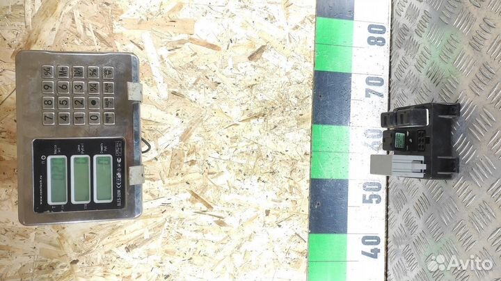 Блок предохранителей салонный Kia Sportage 1993 20