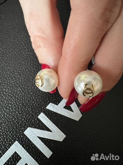 Серьги Chanel