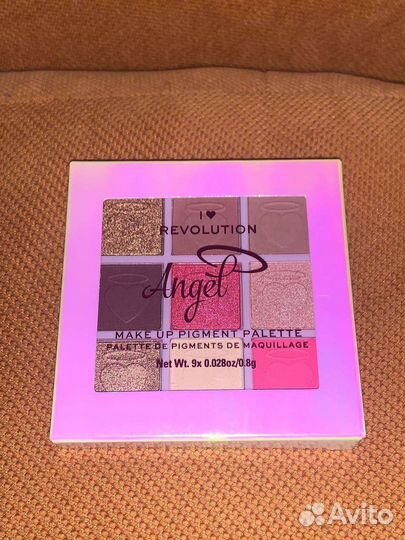 Палетка теней I heart revolution