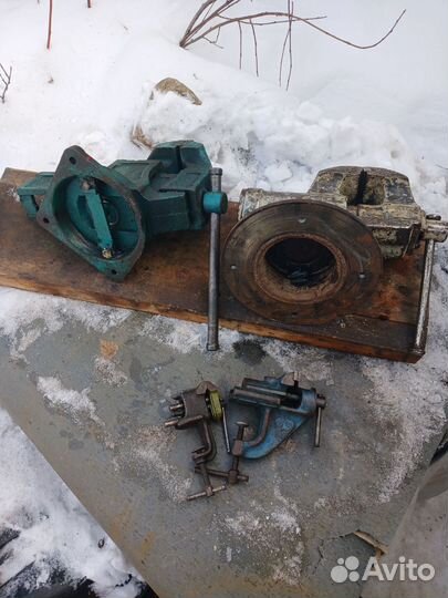 Тиски слесарные СССР