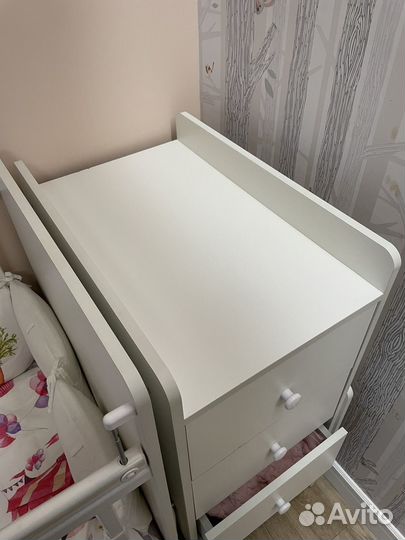 Детская кроватка-трансформер с маятником и комодом