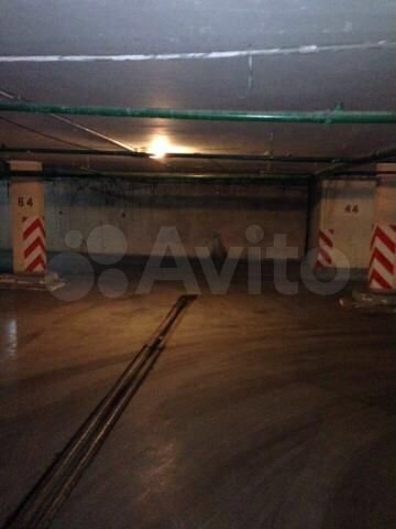 Машиноместо, 15 м²