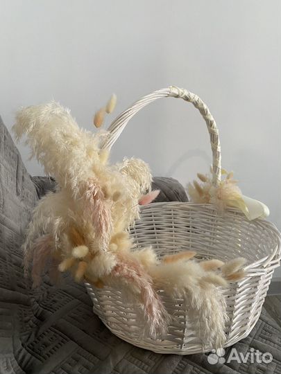 Корзина плетеная для подарков