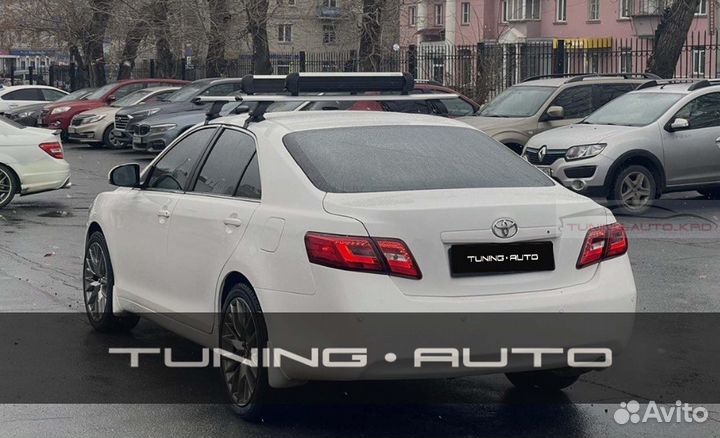 Фонари задние стопы Toyota Camry 40 Vland Z3193