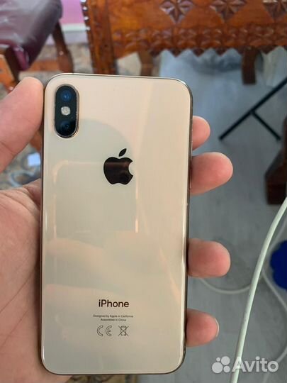 iPhone Xs, 64 ГБ