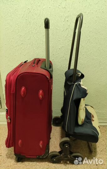 Чемодан. Тележка с сумкой