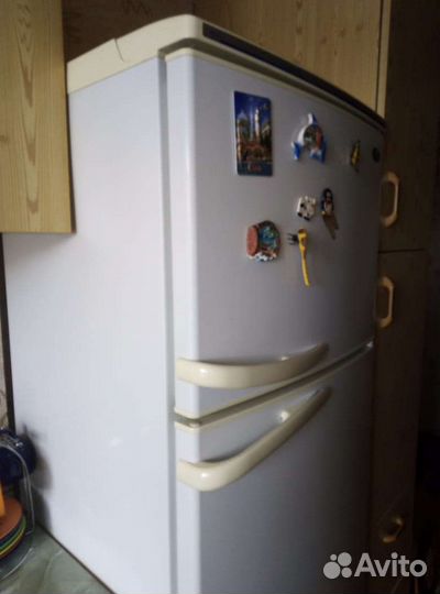 Холодильник atlant двухкамерный бу