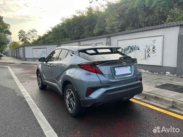 Toyota C-HR 2.0 CVT, 2021, 26 000 км