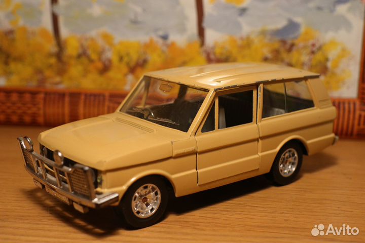 1/25 Bburago Range Rover #0112 (Italy)