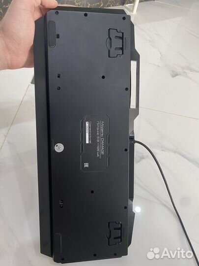 Игровая клавиатура и мышь