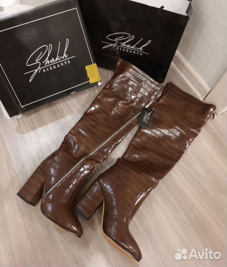 Новые Сапоги женские 37 размер (24см)