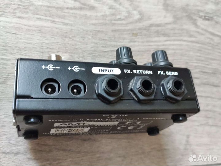 AMT F1 Гитарная педаль преамп
