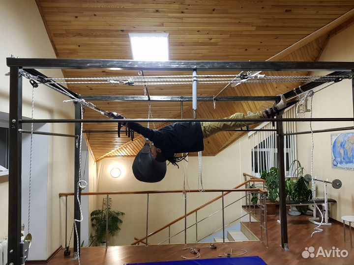 Воркаут. Тренажёр правИло. Стойка для снарядов