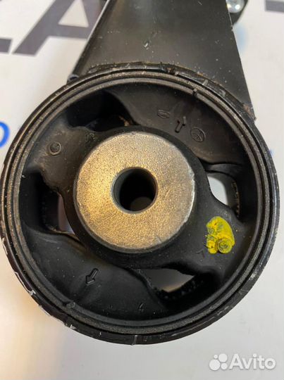 Опора двигателя 2arfe верх (1236336040)