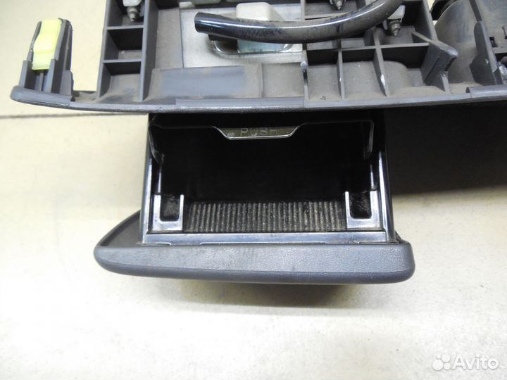 Накладка декоративная Land Cruiser (100) 1998-2007