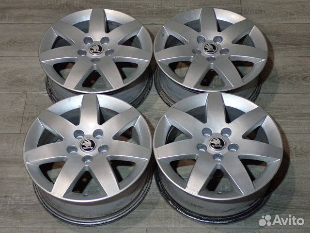 Комплект оригинальных дисков R16 Skoda Superb
