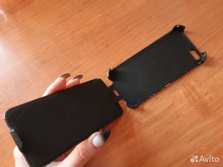 Чехлы на телефон