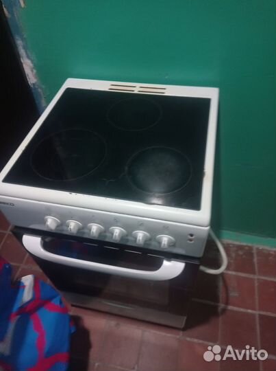 Плита электрическая стеклокерамика б/у