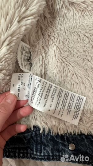 Джинсовая куртка с мехом levis женская