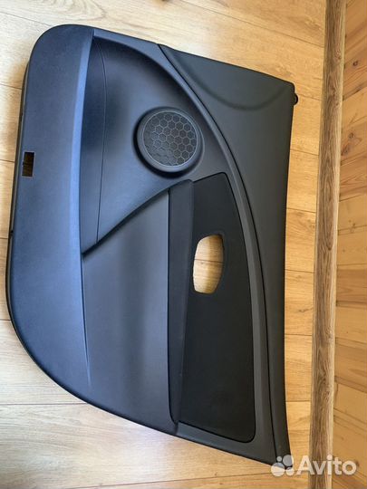 Дверная карта передняя правая renault fluence