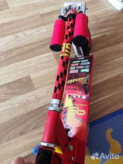 Самокат детский новый