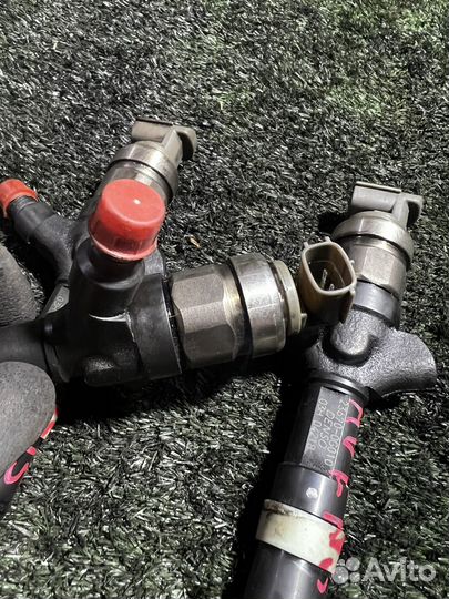 Форсунки Toyota Avensis 2.0