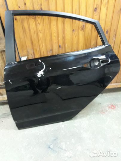 Дверь задняя левая на hyundai solaris