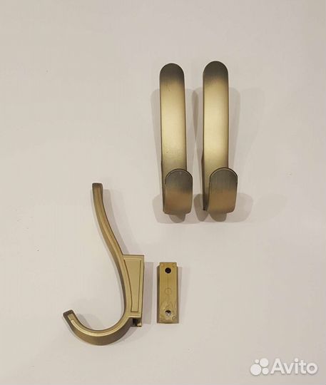 Крючки для одежды