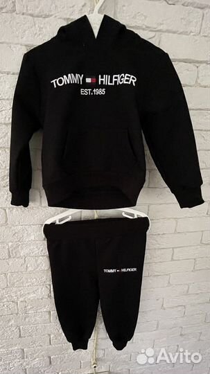 Костюм для мальчика новый 6-9 мес