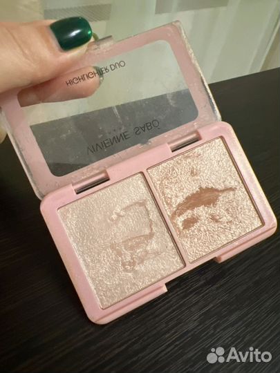 Vivienne sabo хайлайтер 01