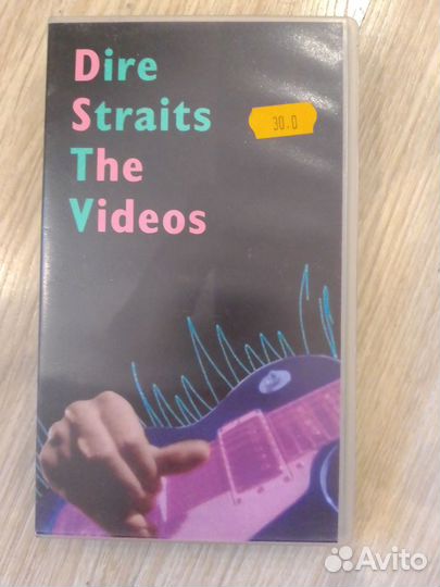 Студийная видеокассета произведена в Англии