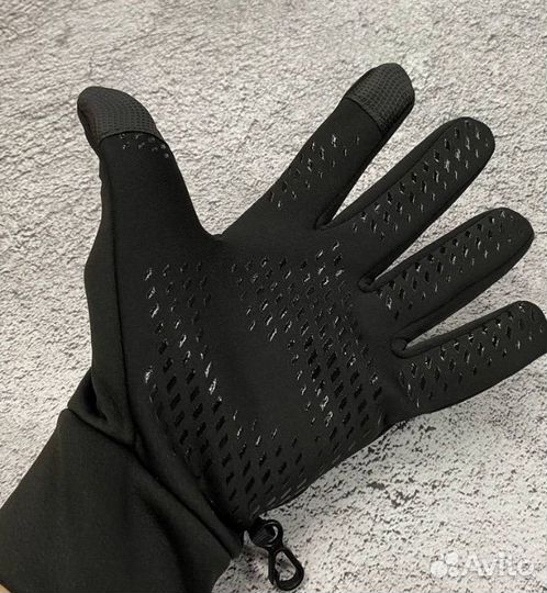 Перчатки nike hyperwarm